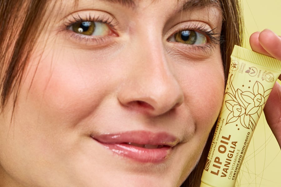 lip-oil-vaniglia-trasparente-3